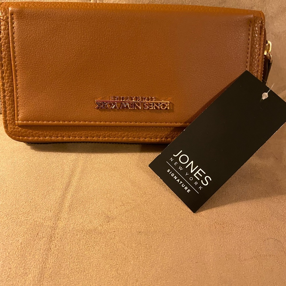 Jones New York Wallet BNWT